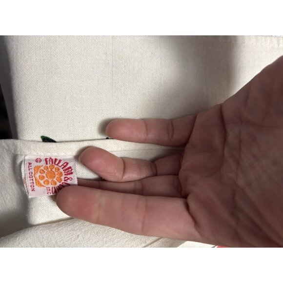 Vintage Christmas Printed Tablecloth Red Bows Ribbons Polka Dots 1950s Red Green - Picture 7 of 16